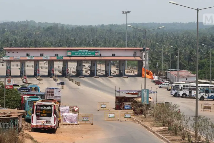 കര്ണാടക അതിര്ത്തി അടച്ച പ്രശ്നം കേന്ദ്രത്തിന്റെ ശ്രദ്ധയില്പെടുത്തും-മുഖ്യമന്ത്രി