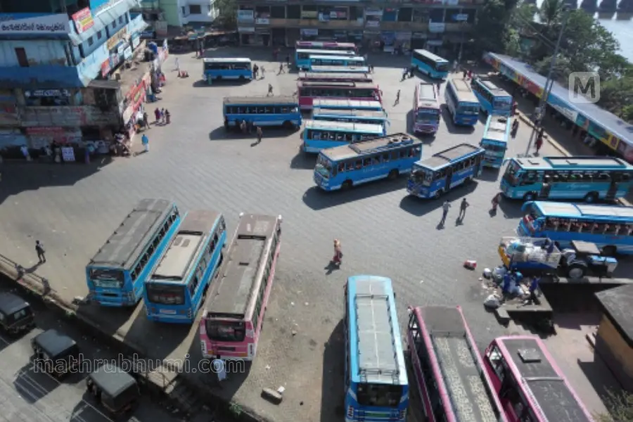 പൊതുവാഹനങ്ങളില് ഏപ്രില് ഒന്നുമുതല് ട്രാക്കിങ് സംവിധാനം