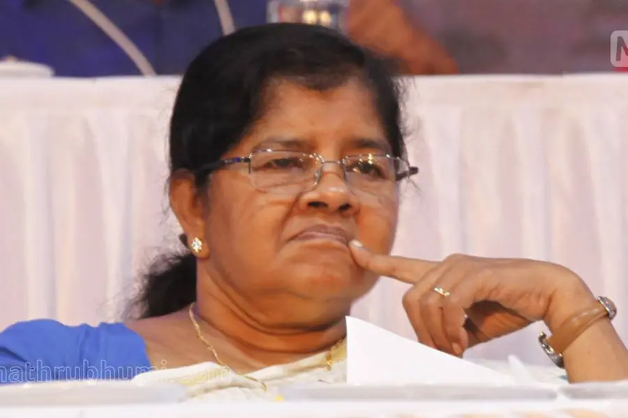 ഇഎംസിസി ഉടമയുടെ കാറ് കത്തിക്കാനുള്ള ശ്രമം: പോലീസിനെതിരേ ഗുരുതര ആരോപണവുമായി മേഴ്സിക്കുട്ടിയമ്മ