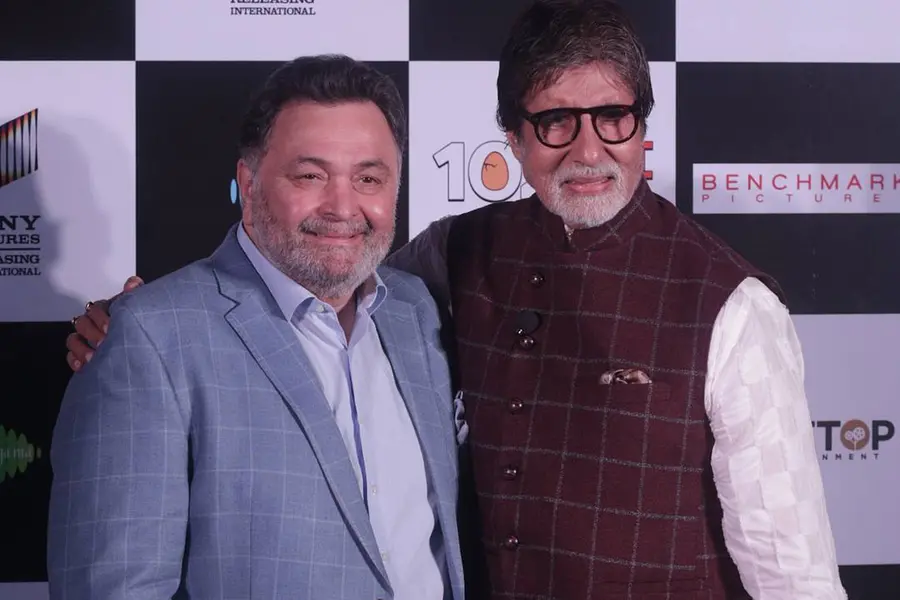 Big B's emotional video tribute to friend and colleague Rishi Kapoor