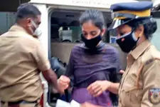 'FB കാമുകന്റെ' നിർദേശം; കരിയിലക്കൂട്ടത്തിൽ ഉപേക്ഷിച്ച നവജാതശിശു മരിച്ച സംഭവത്തിൽ വിചാരണ ഇന്നുമുതൽ