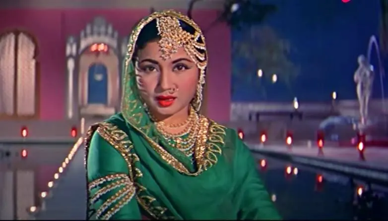 Meena Kumari in Pakeeza | Photo: Screengrab|YouTube