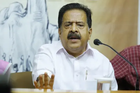 Media trying to destroy UDF through surveys, alleges Chennithala