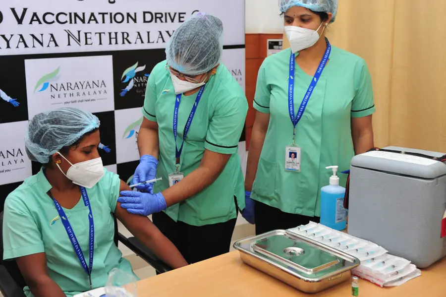 1.28 lakh people over 60 years get 1st dose of COVID vaccine