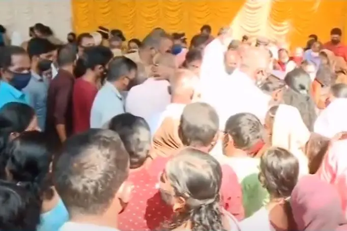 Huge crowd, COVID-19 protocol violation in event attended by ministers in Alappuzha