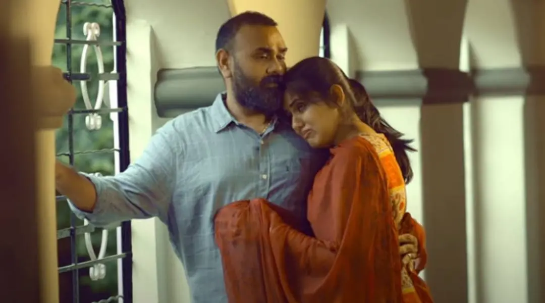 A still from the film 'Marriage Contract'