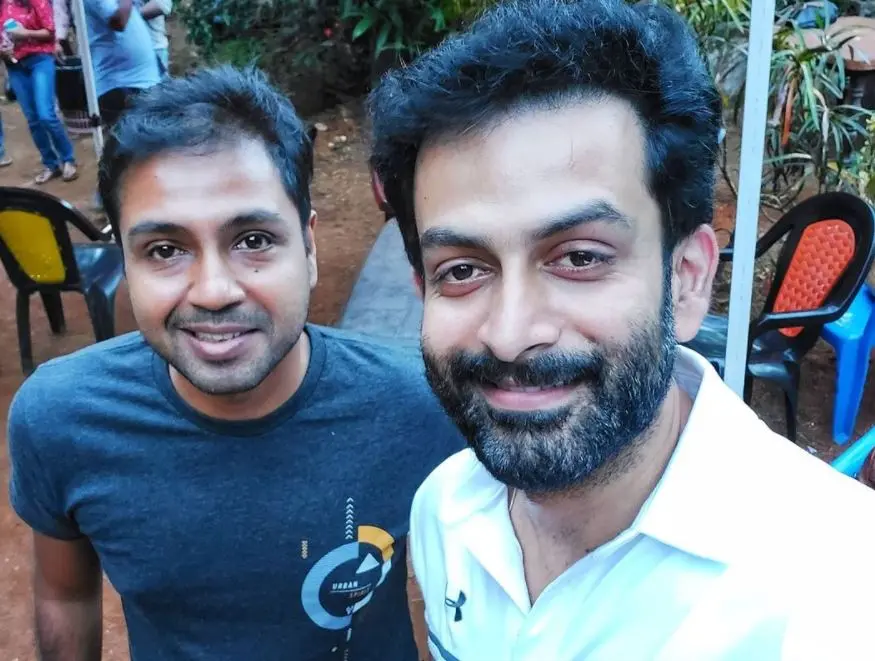Manu Warrier with Prithviraj| Photo: Instagram|warrierm|