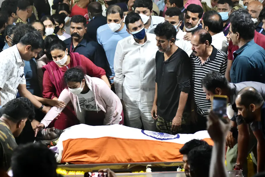 Actor Puneeth Rajkumar laid to rest with full state honours