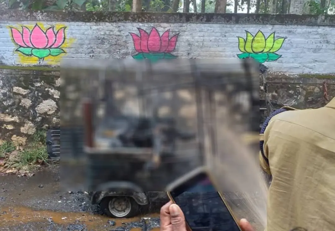 The auto rickshaw inside which the school bus driver committed suicide
