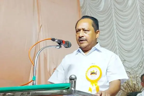 Won’t leave Congress, says Vijayan Thomas after resigning as KPCC general secy