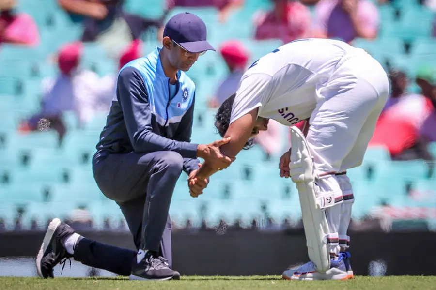 India reach 180 for 4 at lunch, Pujara crawls as Pant races to 29