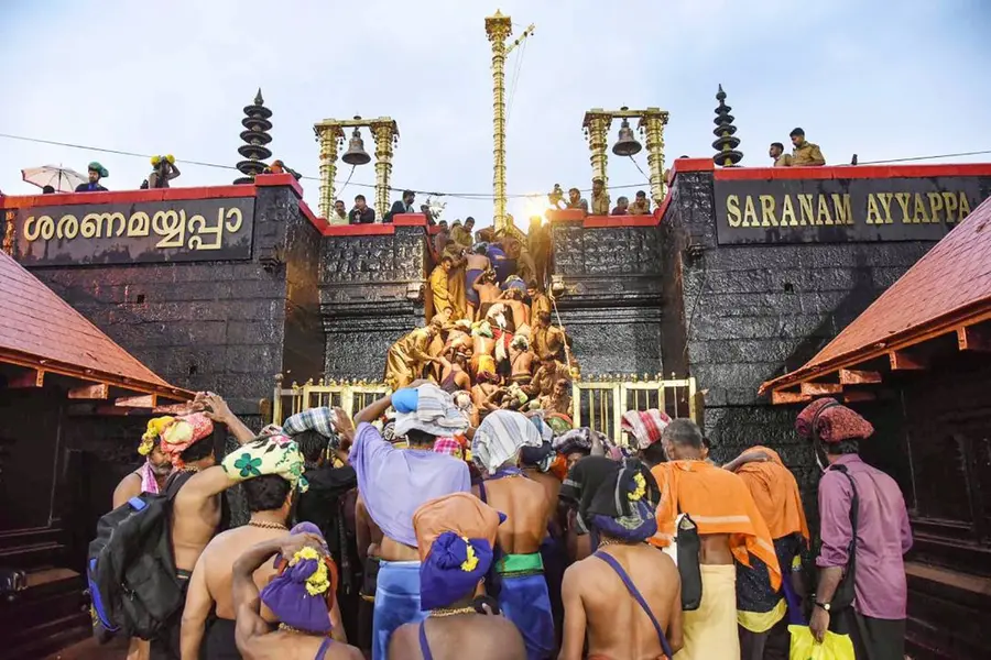 Govt likely to accept tantri's decision not to allow devotees enter Sabarimala temple