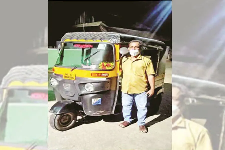 Meet the COVID warrior who rides autorickshaw for Covid patients in Kozhikode