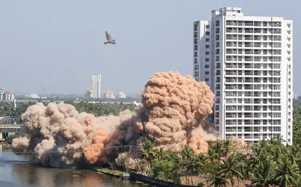Maradu Flat demolition | Mathrubhumi