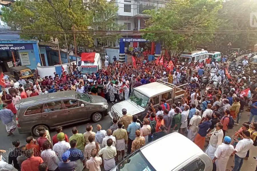 Protests intensify in Kuttiyadi; CPM plans to take back seat from Kerala Congress