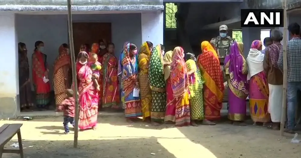 People queuing up to vote in West Bengal | Photo: ANI