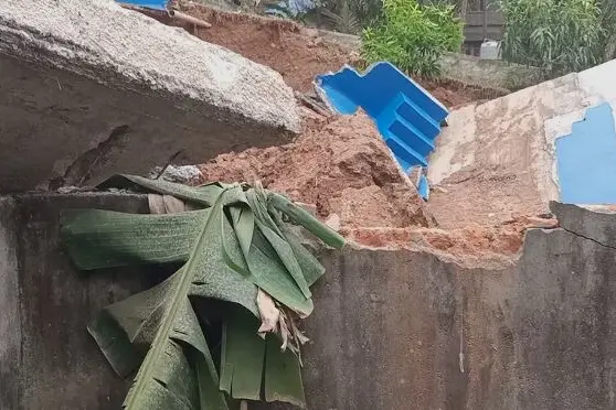 Swimming pool bursts, destroys neighbouring house in Neyyattinkara