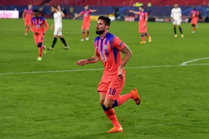 Olivier Giroud becomes oldest player to score hat-trick in Champions League