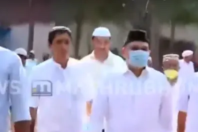 Munavvar Ali Thangal condoles DYFI worker's death; relatives first block him but allow later