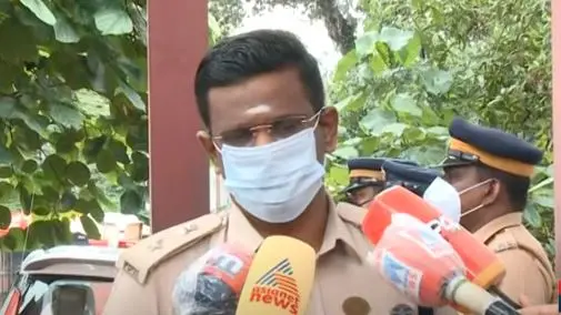 K Karthik, Eranakulam Rural SP, speaking to media persons in Kochi.