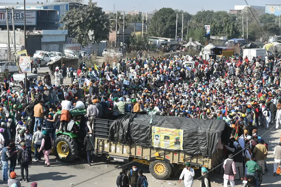 Farmers from UP reach Delhi border to lend support to protest by their ...