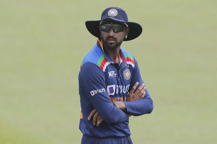 Krunal Pandya tests positive for COVID-19, second T20I postponed