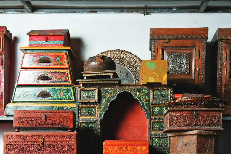 Figure out frauds in antiquities trade