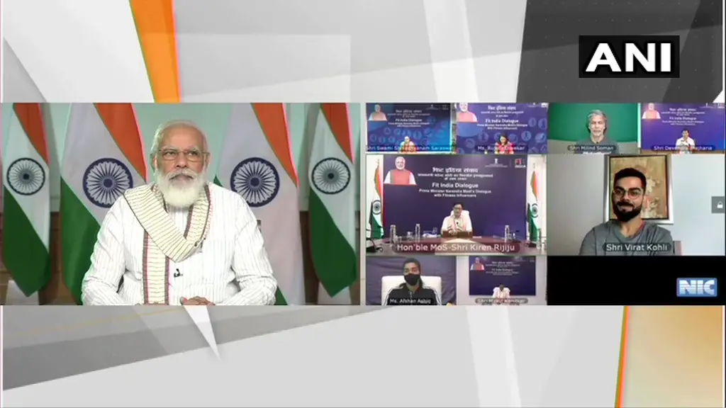 PM Narendra Modi interacting with fitness enthusiasts on the anniversary of Fit India movement | Photo: ANI