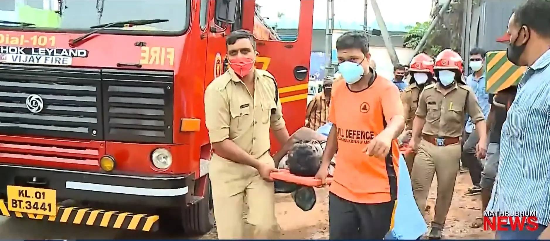 Concrete slab collapsed in Pottammal, Kozhikode