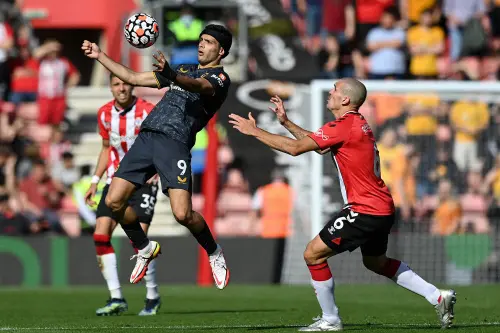 Raul Jimenez strikes as Wolves sink Southampton 1-0