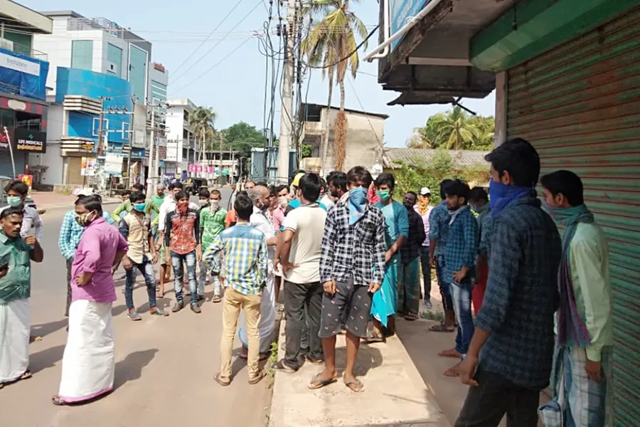 Migrant workers organise protest in Payyannur, Koothattukulam