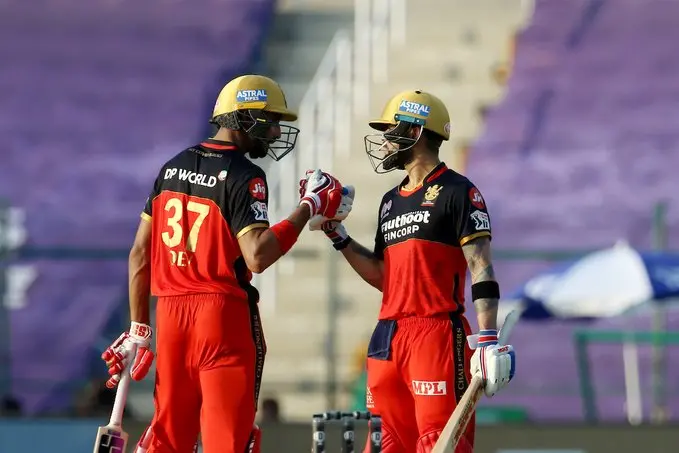 Kohli breaks the shackles, leads RCB to 8-wicket win over RR