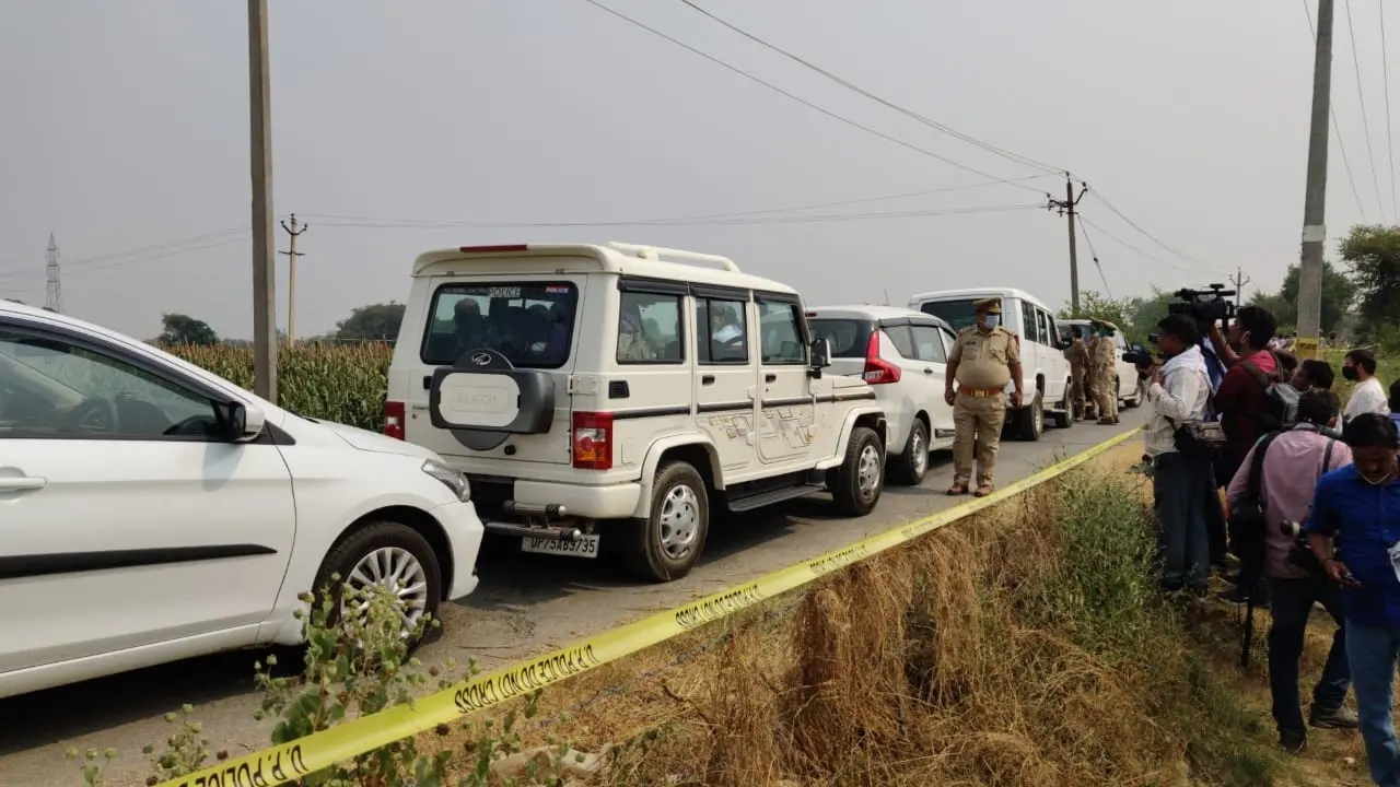 CBI team at Hathras | Photo: IANS