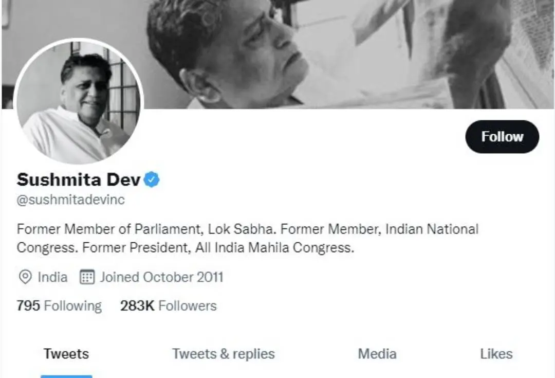 Her Twitter bio changed to a former member of Indian National Congress; Photo: Twitter