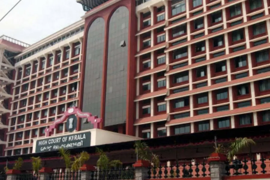 HC stays vigilance probe into sand mining in Pamba