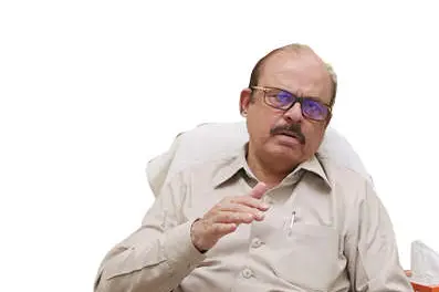 Tariq Anwar to visit Kerala to pacify Chandy, Chennithala
