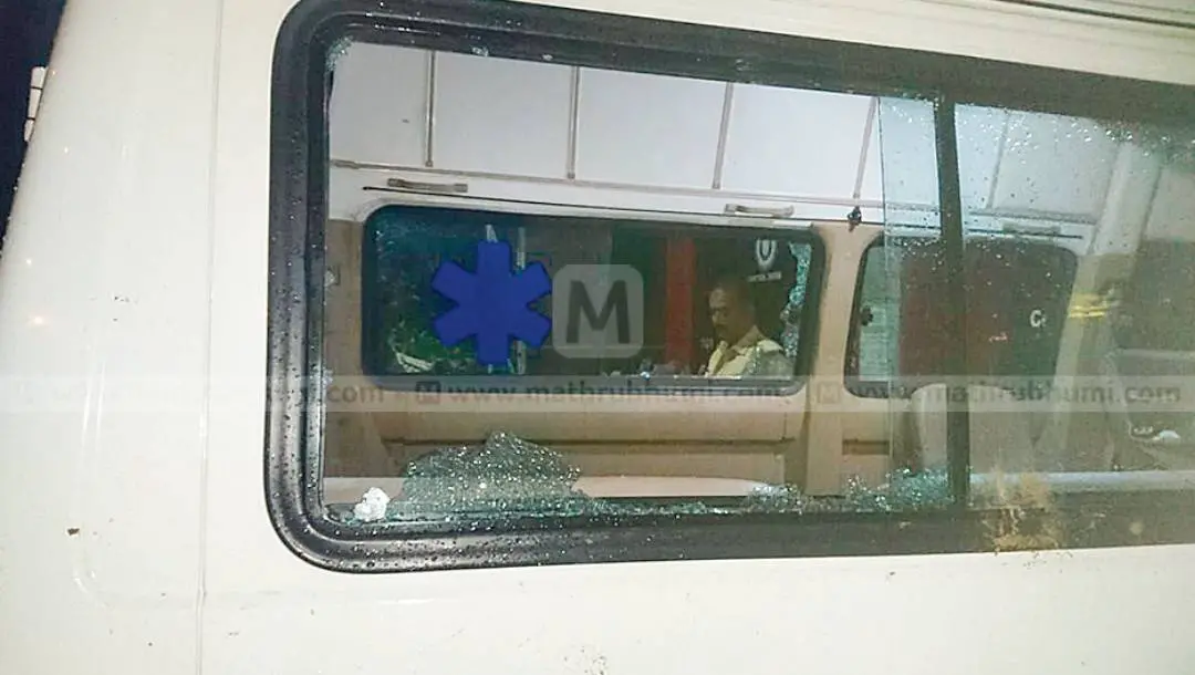Fire force ambulance damaged in stone pelting by migrant workers near IIT campus in Kanjikode