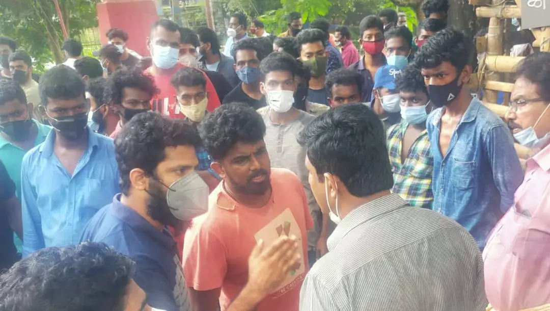CPM-CPI confrontation happened at Adoor