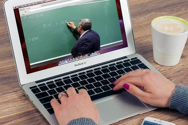 Huge demand for digital gadgets as online classes set to begin
