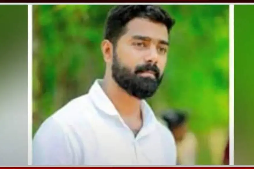 CPM local secretary intimidates ST promoter for distributing kits without informing party