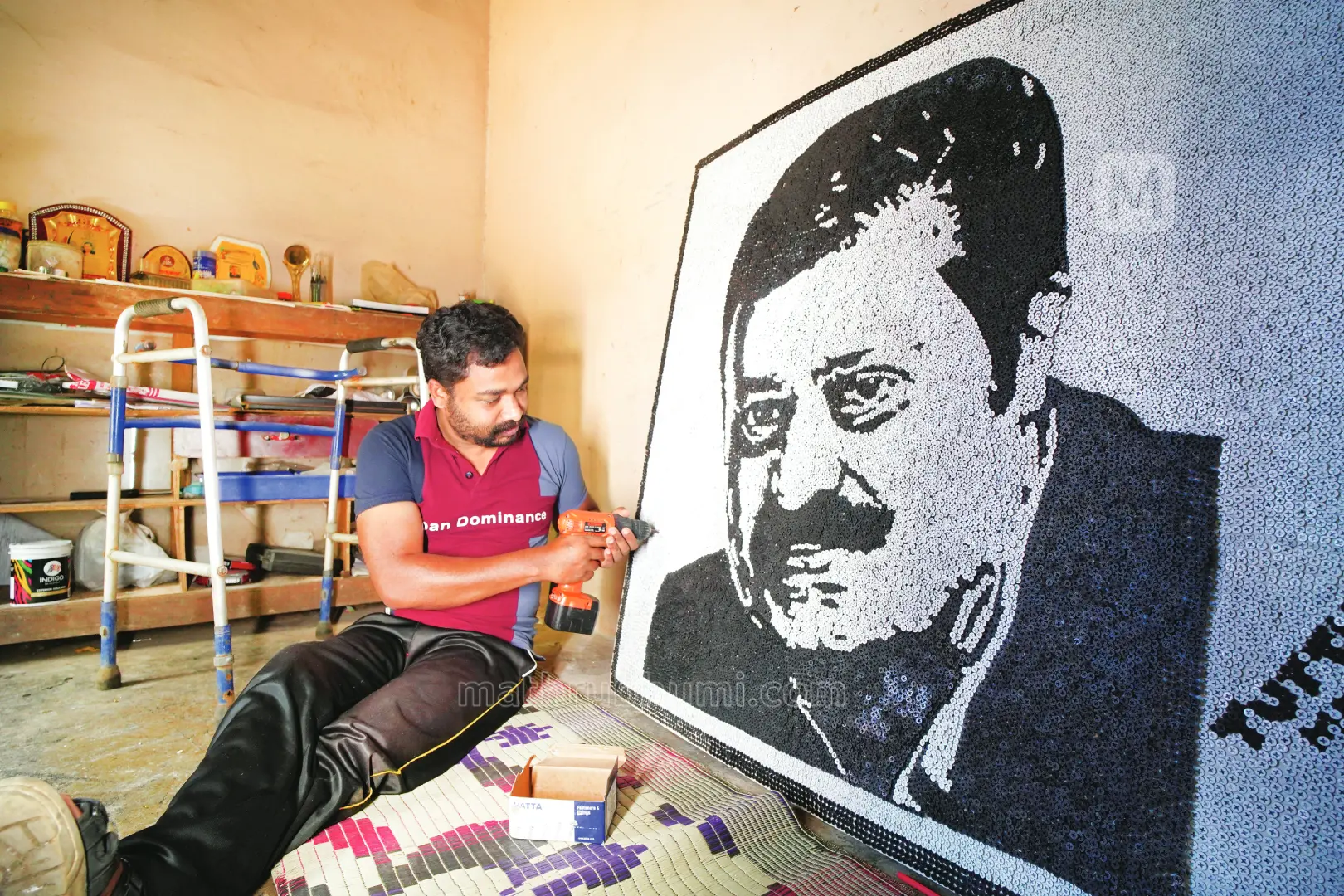 Nishanth and the portrait of Suresh Gopi made of screws