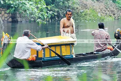 Narayana Bhattathiri, who led Thiruvonathoni to Aranmula temple for 21 yrs, passes away