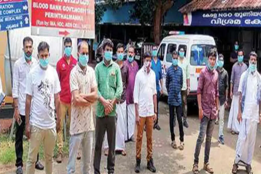 Kavalappara landslide survivors donate blood to help during COVID times