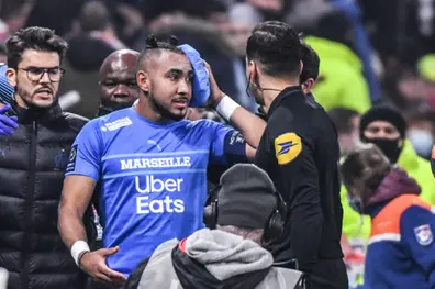 Lyon-Marseille match abandoned after Payet struck by bottle