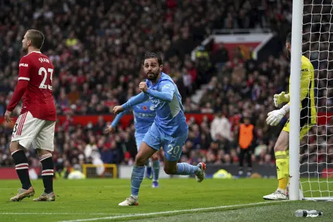 More Old Trafford misery for United with 2-0 loss to City