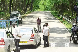 Omicron variant: Karnataka strengthens surveillance at check posts, RTPCR mandatory