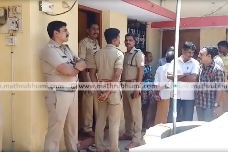 Three-member family found dead in Thiruvananthapuram