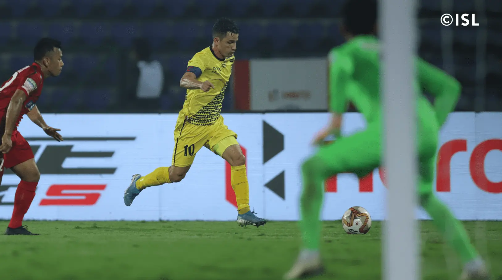 Marcelinho in action against North East United FC. (Photo- ISL Twitter)