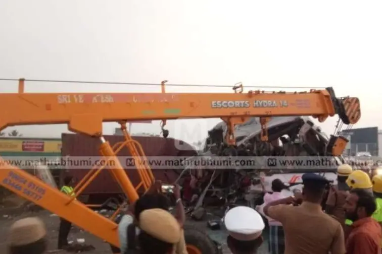20 ambulances despatched to TN to bring deceased and injured