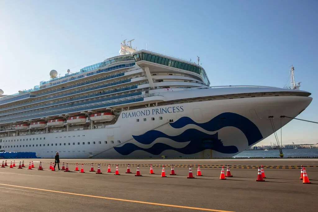 The quarantined Diamond Princess cruise ship (AP photo)